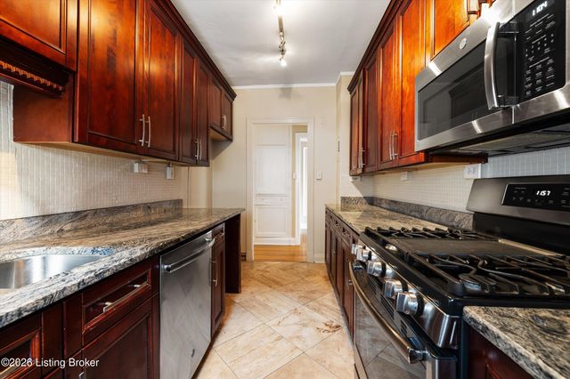 1412 Willow Ave APT 65, Louisville, KY 40204