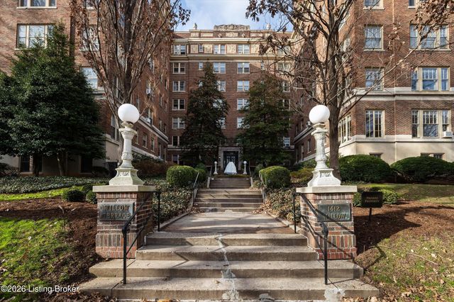 1412 Willow Ave APT 65, Louisville, KY 40204