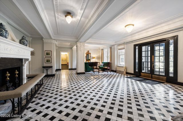 1412 Willow Ave APT 65, Louisville, KY 40204