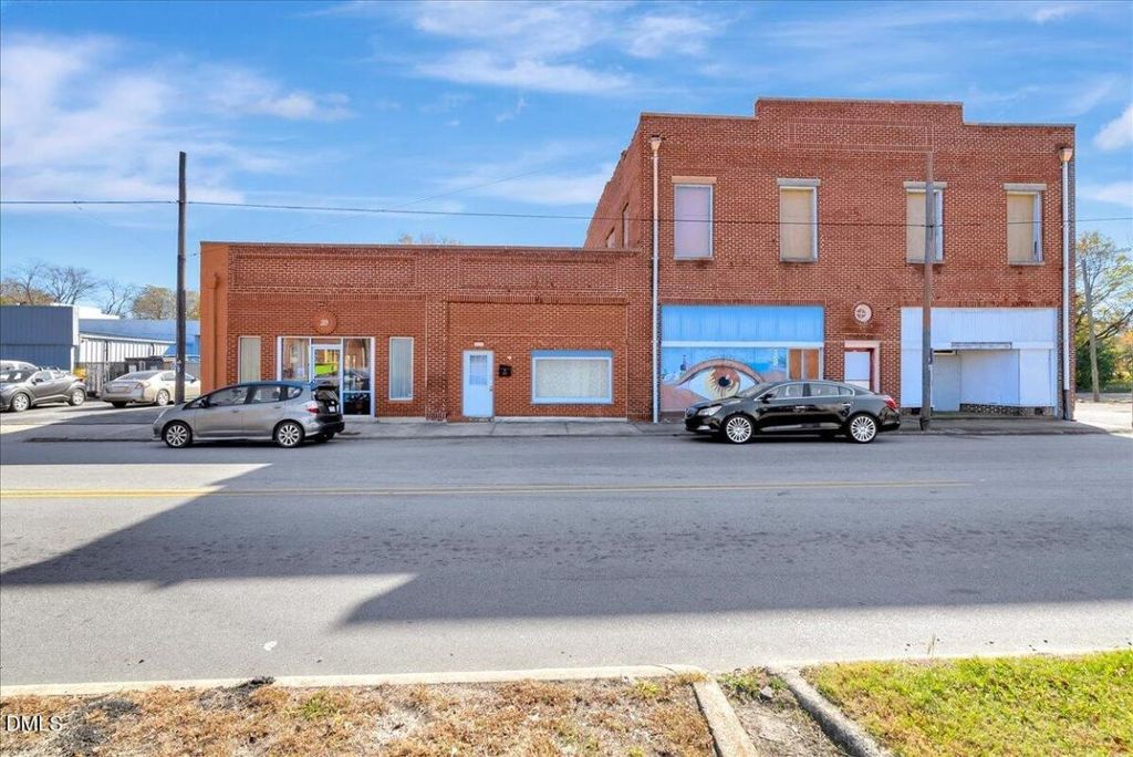 217 S Williams Street, Henderson, NC 27536