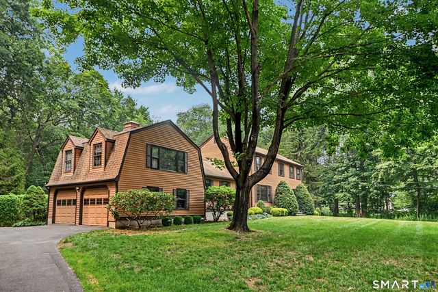 59 Friar Lane, Trumbull, CT 06611