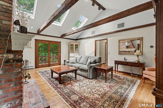 59 Friar Lane, Trumbull, CT 06611