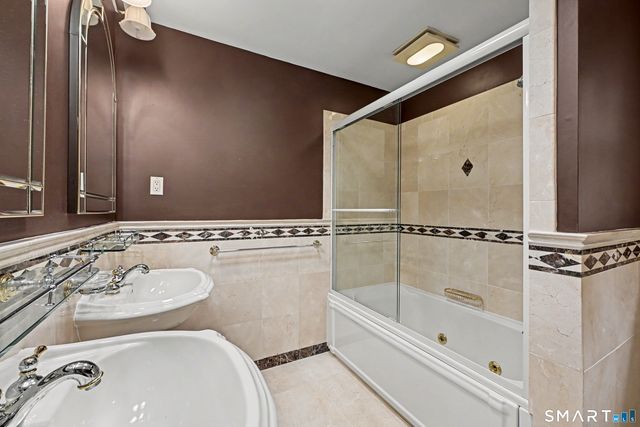 59 Friar Lane, Trumbull, CT 06611