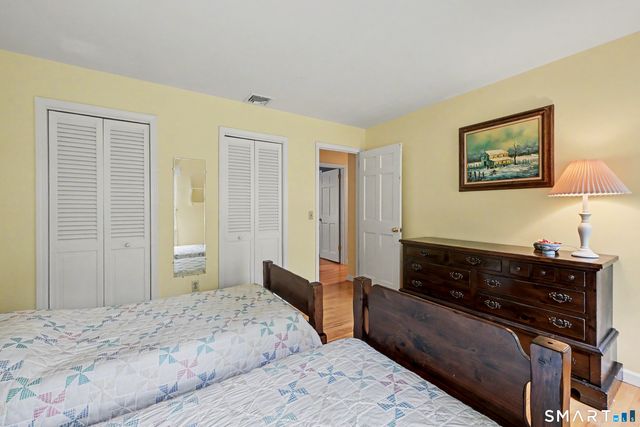 59 Friar Lane, Trumbull, CT 06611