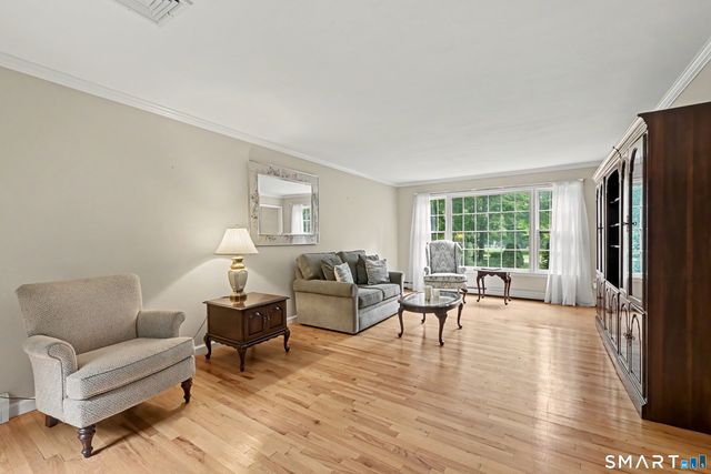59 Friar Lane, Trumbull, CT 06611