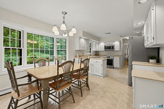 59 Friar Lane, Trumbull, CT 06611