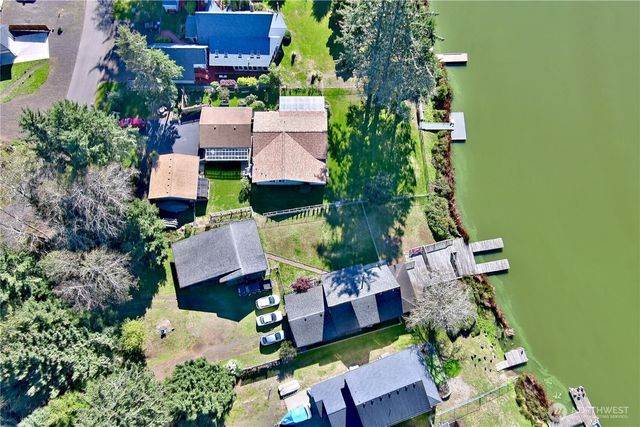 292 NE Pearsall Street, Ocean Shores, WA 98569