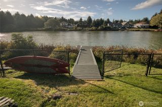 292 NE Pearsall Street, Ocean Shores, WA 98569