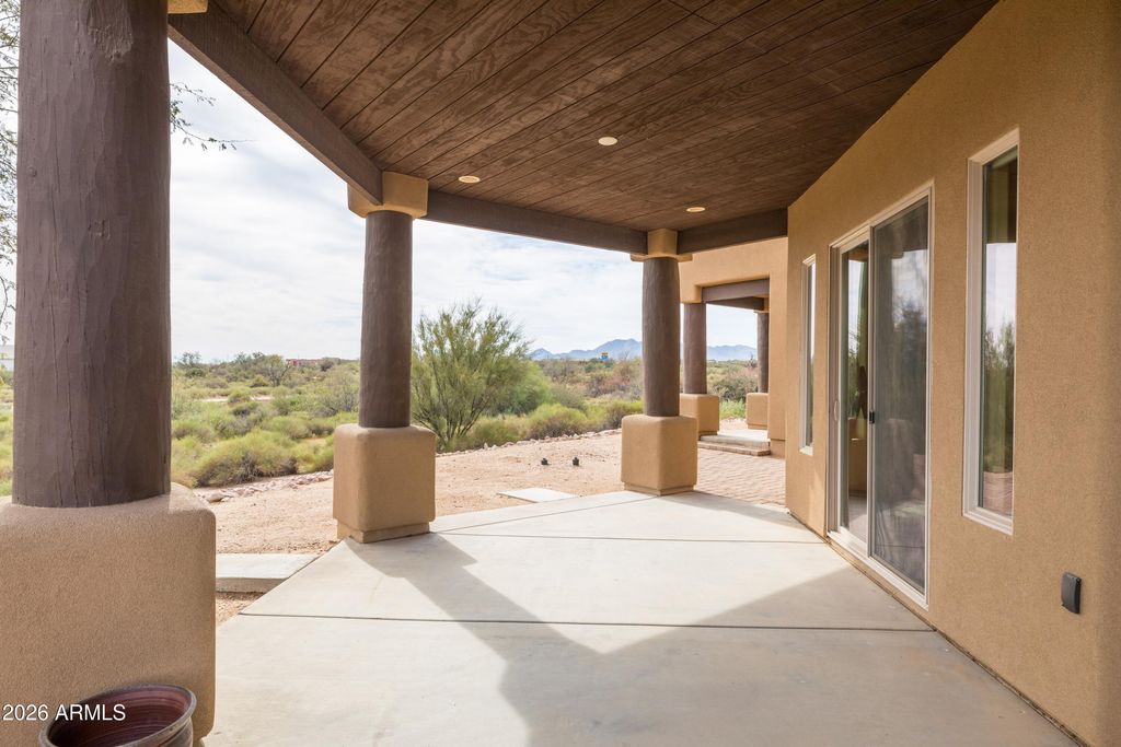 Image 9 of property listing at 29015 N 168th Street, Rio Verde, AZ 85263