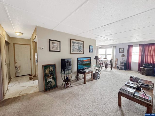 5422 Portland #8 Rd NE 8, Salem, OR 97305