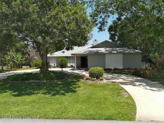 1070 47th Avenue SW, Vero Beach, FL 32968