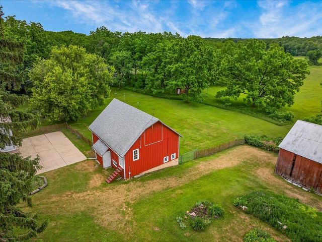 854 Highway 51, Stoughton, WI 53589