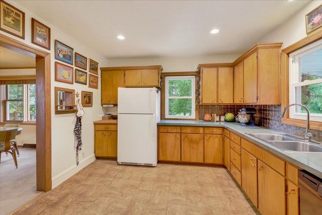 854 Highway 51, Stoughton, WI 53589