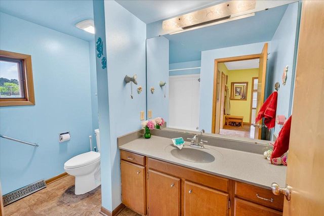 854 Highway 51, Stoughton, WI 53589