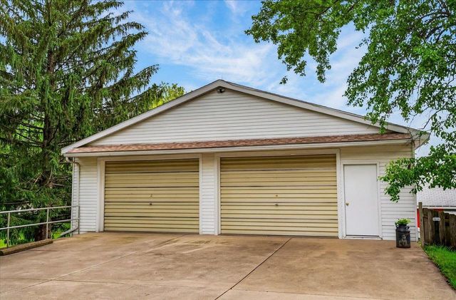 854 Highway 51, Stoughton, WI 53589