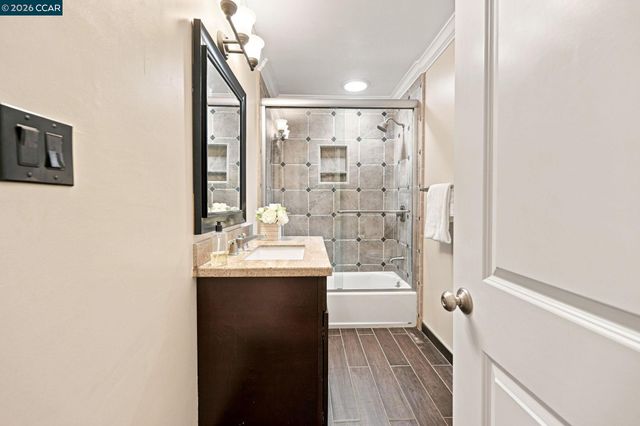 1445 Bassett Dr, Concord, CA 94521