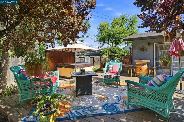 1445 Bassett Dr, Concord, CA 94521