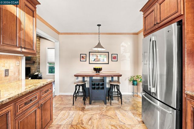 1445 Bassett Dr, Concord, CA 94521
