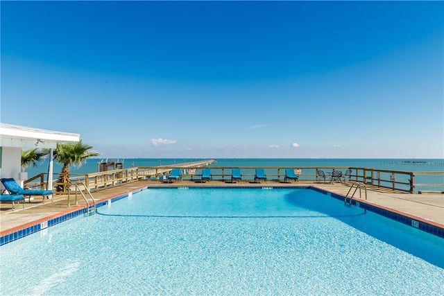 4302 Ocean Dr, Corpus Christi, TX 78412