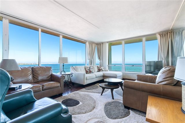 4302 Ocean Dr, Corpus Christi, TX 78412