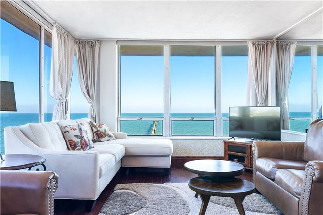 4302 Ocean Dr, Corpus Christi, TX 78412