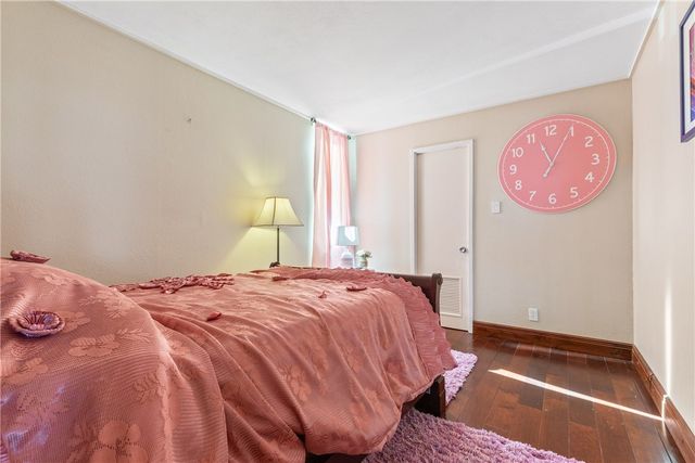 4302 Ocean Dr, Corpus Christi, TX 78412