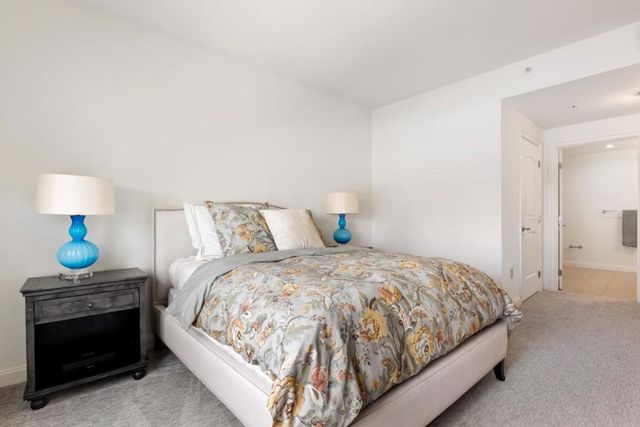 10 CRYSTAL SPRINGS Road 1202, San Mateo, CA 94402