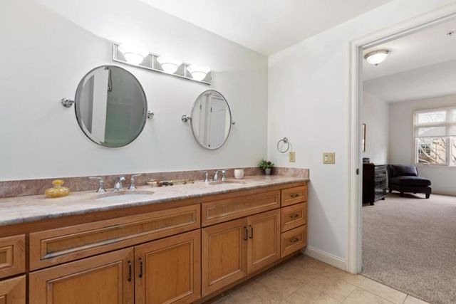 10 CRYSTAL SPRINGS Road 1202, San Mateo, CA 94402