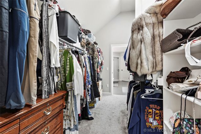 19148 E Chinquapin Drive, Catoosa, OK 74015