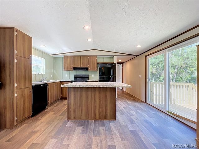 549 W Kahns Lane, Lecanto, FL 34461