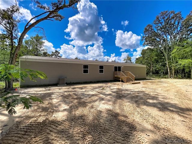 549 W Kahns Lane, Lecanto, FL 34461