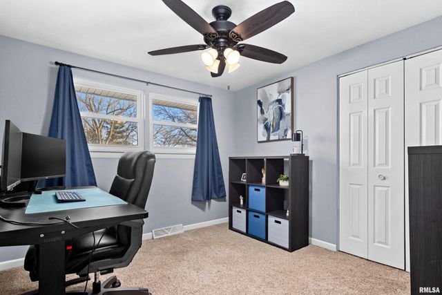 4931 N BEVALON Place, Peoria, IL 61614