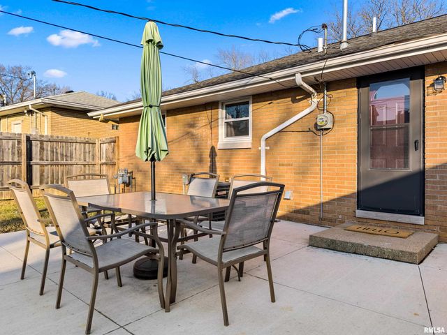 4931 N BEVALON Place, Peoria, IL 61614