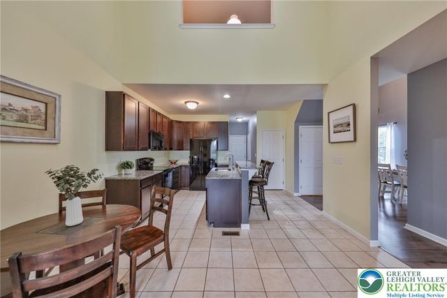 4442 Elmwood Drive, Lower Nazareth Twp, PA 18064