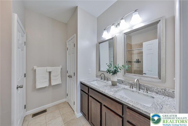 4442 Elmwood Drive, Lower Nazareth Twp, PA 18064