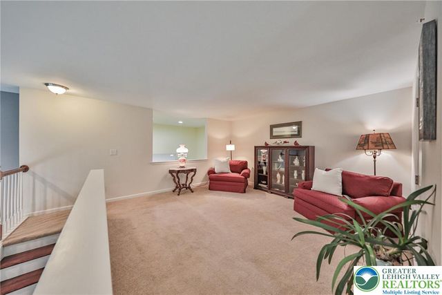 4442 Elmwood Drive, Lower Nazareth Twp, PA 18064