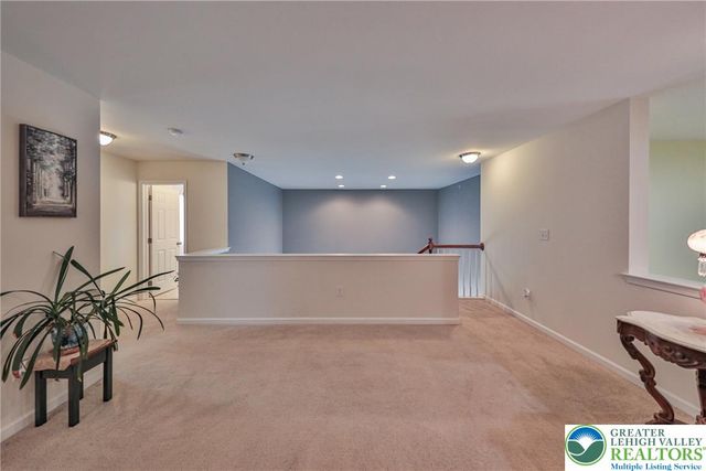 4442 Elmwood Drive, Lower Nazareth Twp, PA 18064