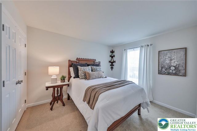 4442 Elmwood Drive, Lower Nazareth Twp, PA 18064