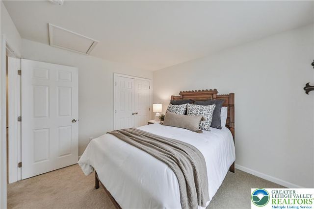 4442 Elmwood Drive, Lower Nazareth Twp, PA 18064