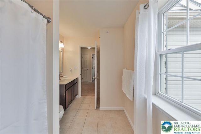 4442 Elmwood Drive, Lower Nazareth Twp, PA 18064