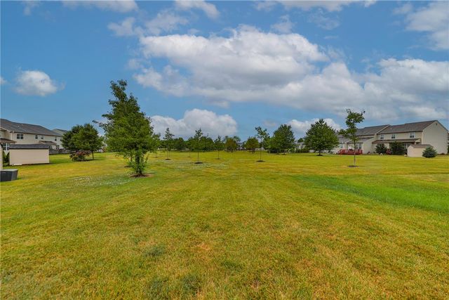 4442 Elmwood Drive, Lower Nazareth Twp, PA 18064