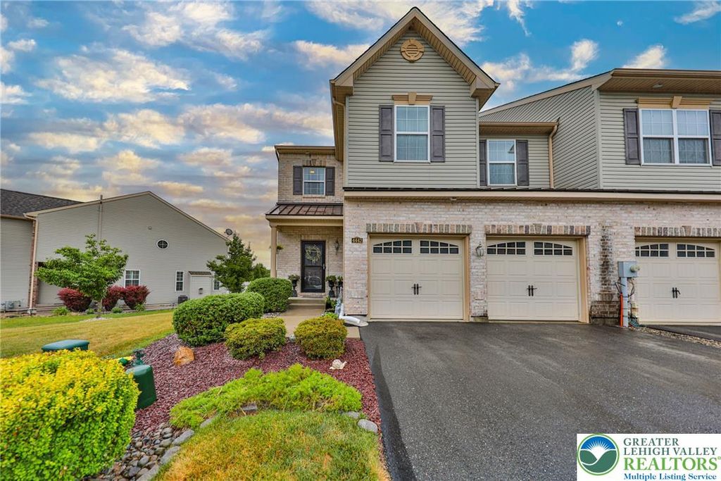 4442 Elmwood Drive, Lower Nazareth Twp, PA 18064