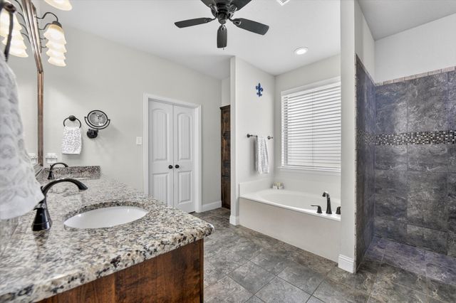 13420 Escalara Lane, Justin, TX 76247