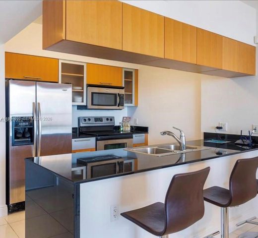1750 N Bayshore Dr 5104, Miami, FL 33132