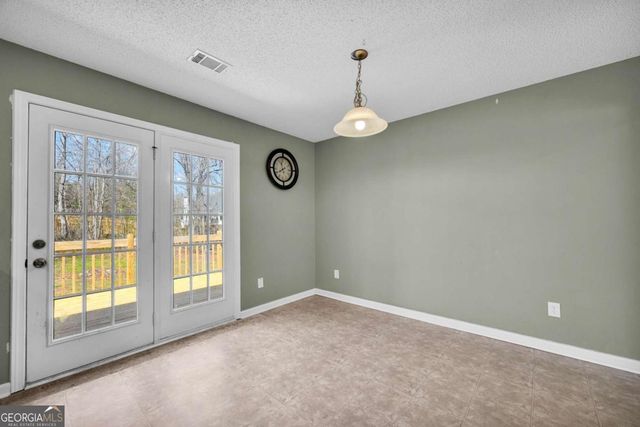 910 Ivy Hills Circle, Mount Airy, GA 30563