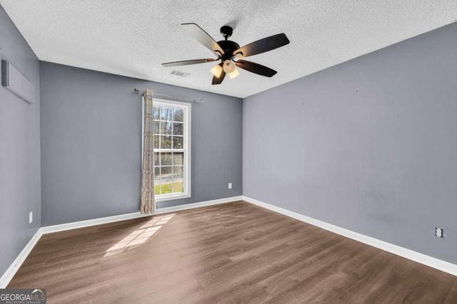 910 Ivy Hills Circle, Mount Airy, GA 30563