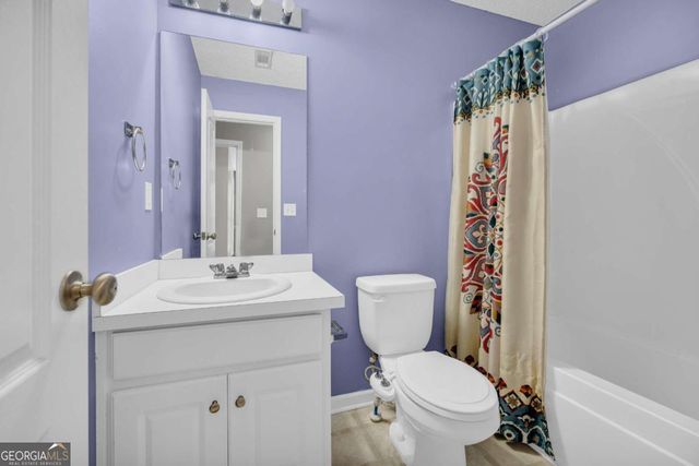 910 Ivy Hills Circle, Mount Airy, GA 30563