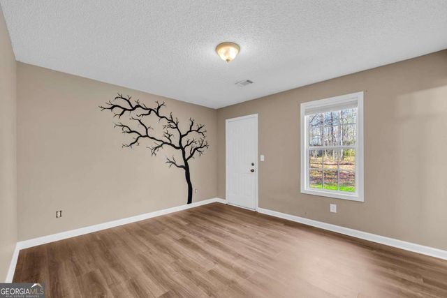 910 Ivy Hills Circle, Mount Airy, GA 30563