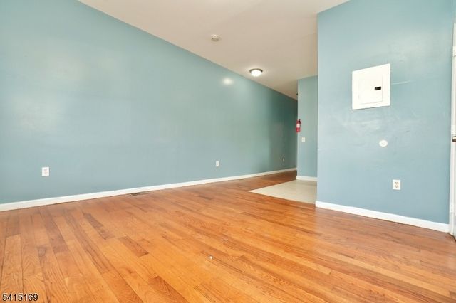 544 S 11Th St, Newark City, NJ 07103