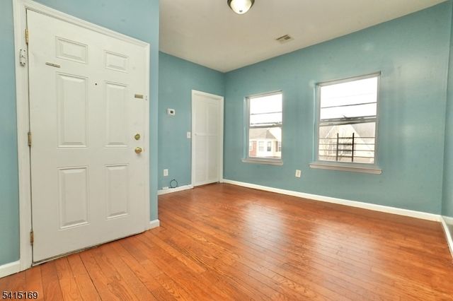 544 S 11Th St, Newark City, NJ 07103